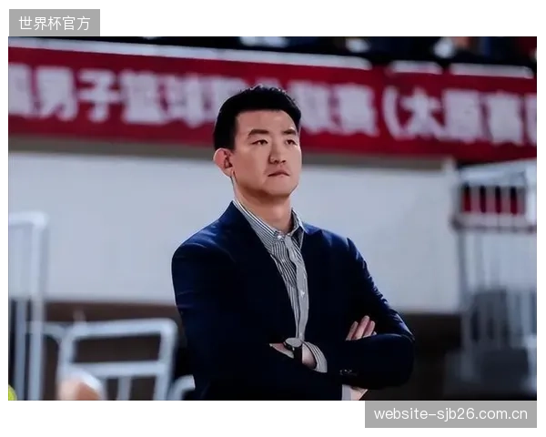 王博指导的防守反击体系成熟,广厦队抓住转换机会惩罚深圳。 王博指导的防守反击体系成熟,广厦队抓住转换机会惩罚深圳。